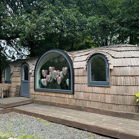 Luxury Woodland Lodge Retreat At Culdees Castle Крифф Экстерьер фото